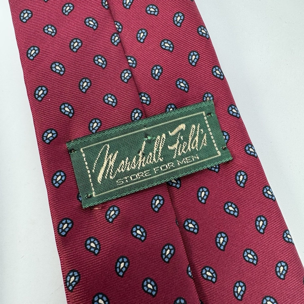 Vintage MARSHALL FIELD's Geometric Printed Dark Red‎ USA made 100% Silk Tie